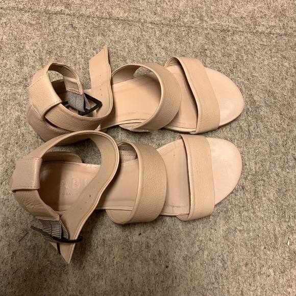 Able Double Strap Croc Pattern Leather Sandal “Camila” - Bone Croc - Picture 2 of 6